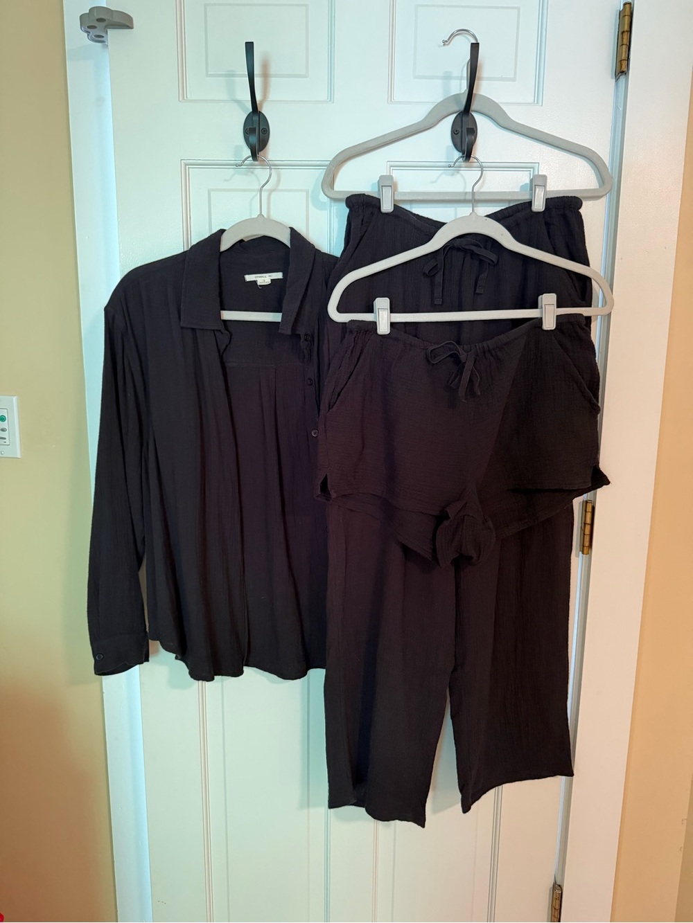 O'Neill Black Wide-Leg Lounge Pants with Matching Shirt